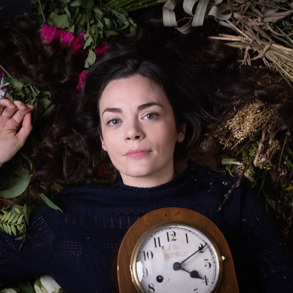 The Curtain Up Show tweet media