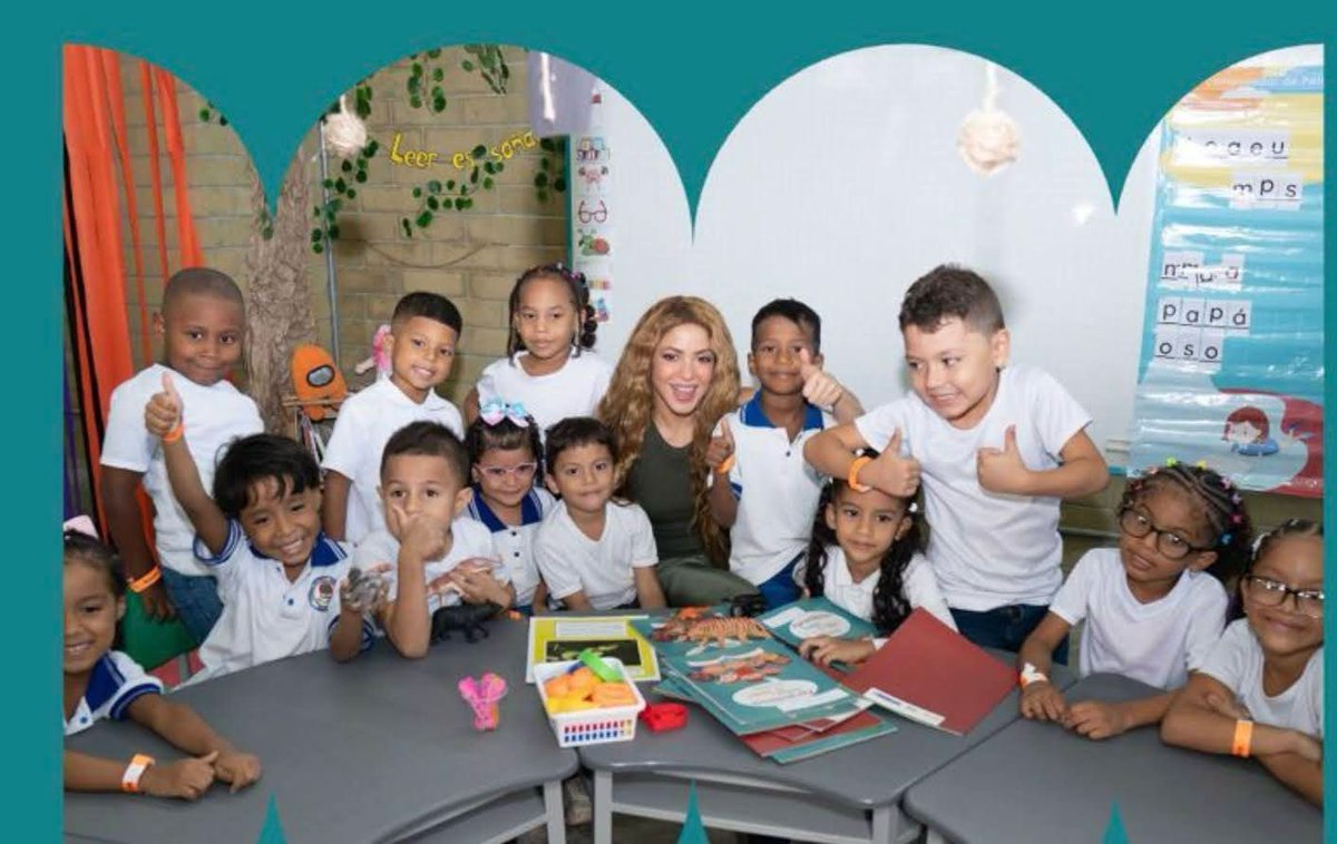 Community Bots tweet media