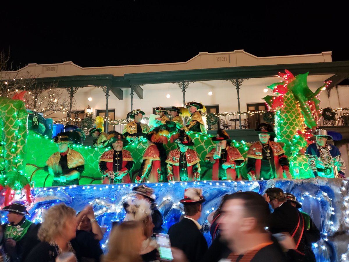 MistWorks's tweet photo. Downtown Pensacola Mardi Gras Parade is tonight! The Parade has beautiful illuminated floats &amp; best throws! 2/13/26 Rolls 7:30 pm

Featuring illuminated floats its one of the most fun parades in Pensacola  
 #MardiGras #KreweofLafitte #downtownpensacola #throwmesomethingmister https://t.co/fANPrreuOA