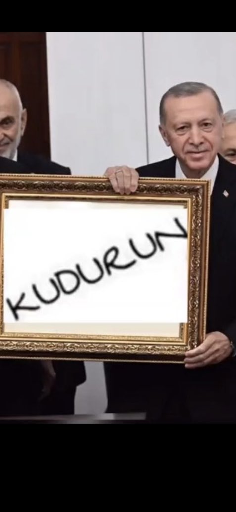 <a href="/gecedusu/">Aklımda deli sorular</a> Az ötede👇🏻😏