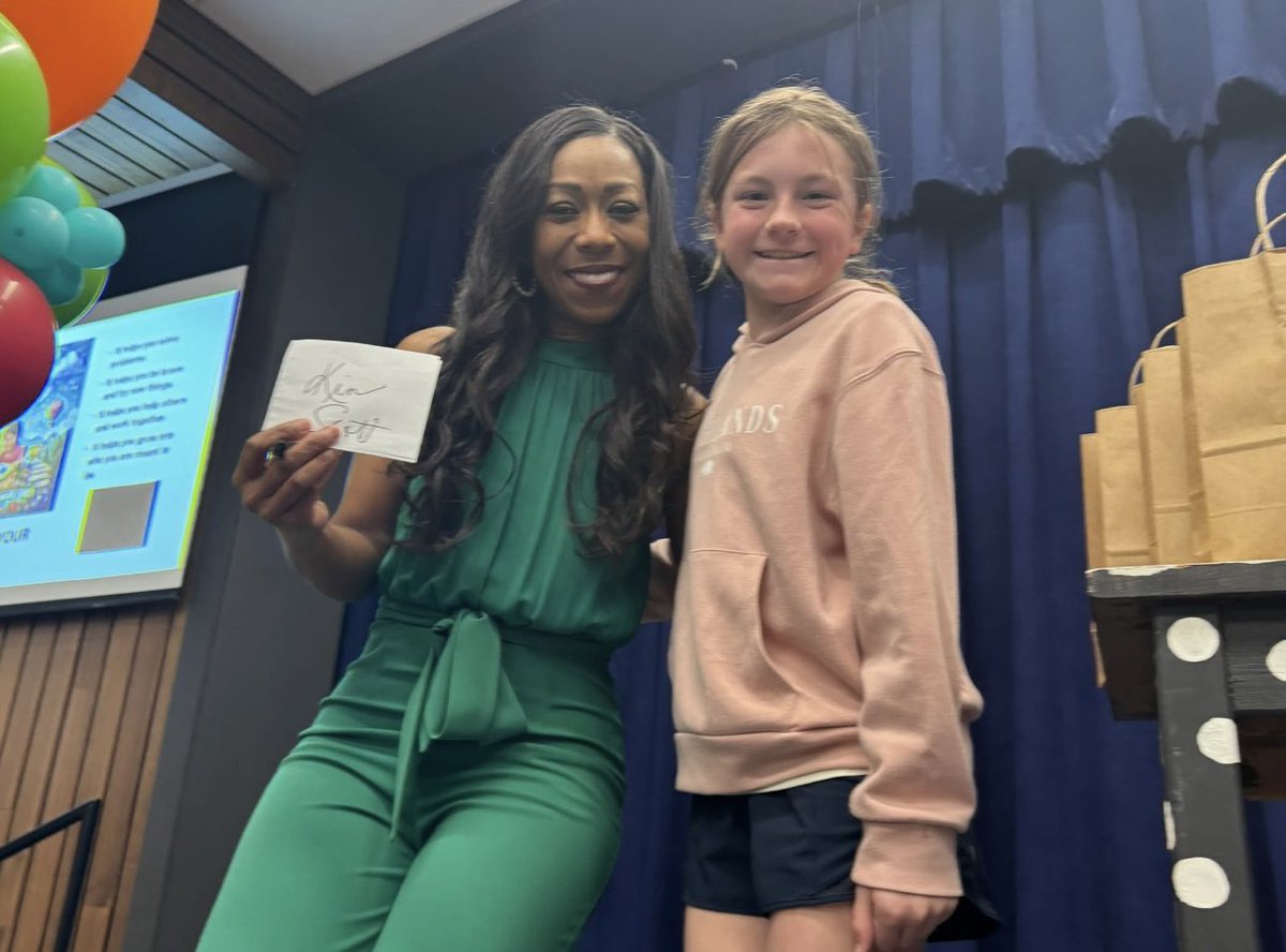 Kim Scott tweet media