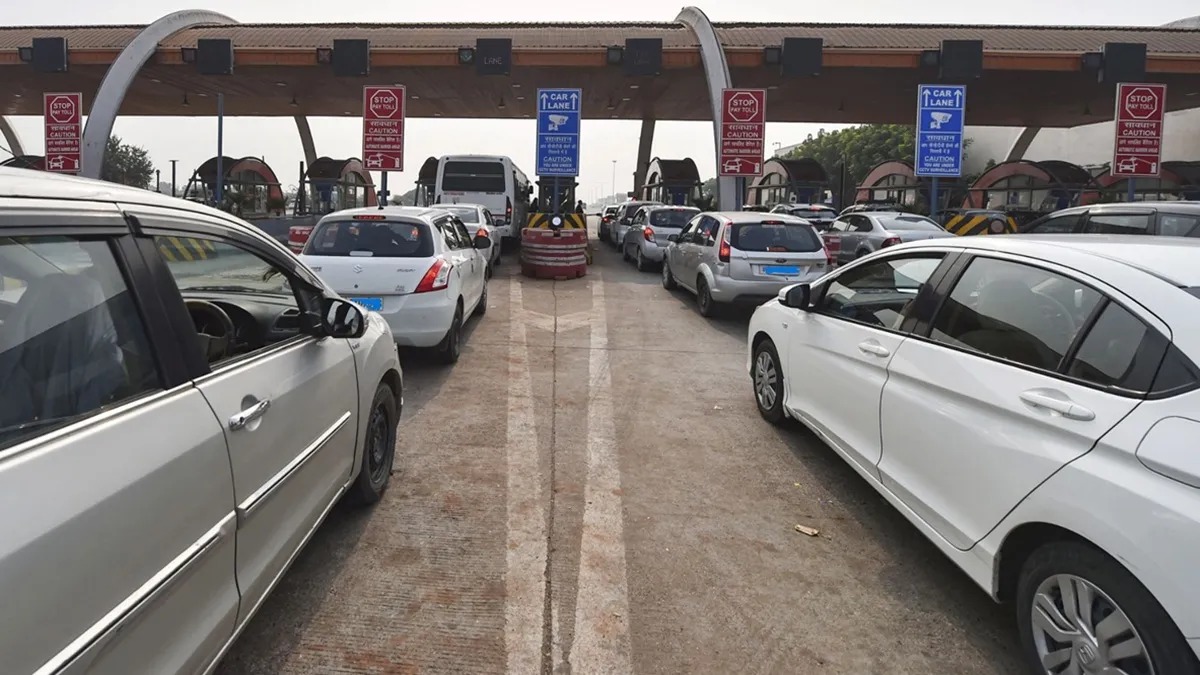 -১৫ ফেব্ৰুৱাৰীৰ পৰা বৃদ্ধি পাব যমুনা এক্সপ্ৰেছৱে’ত ৰে’লৰ গতিবেগ
-প্ৰতি ঘণ্টাত লঘু বাহনৰ সৰ্বোচ্চ গতি হ'ব ১০০ কিলোমিটাৰ
#yamunaexpressway