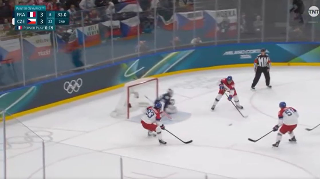 Maybe not the ideal PP setup for the French..