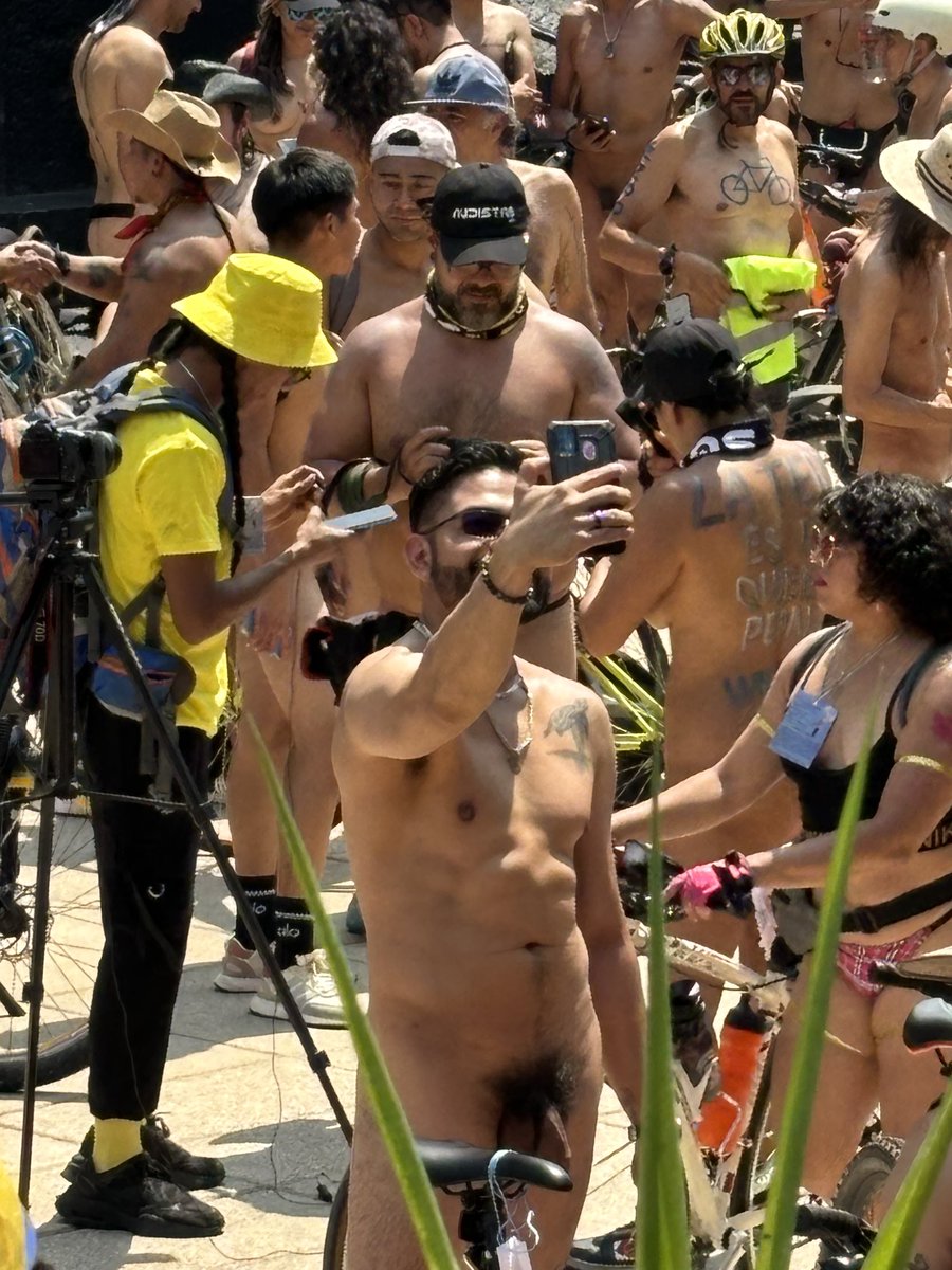 ecrunet's tweet photo. WNBR https://t.co/Q3QgshwsLx