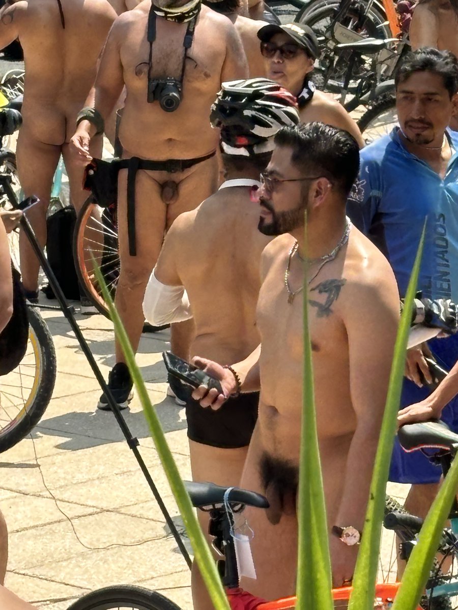 ecrunet's tweet photo. WNBR https://t.co/Q3QgshwsLx