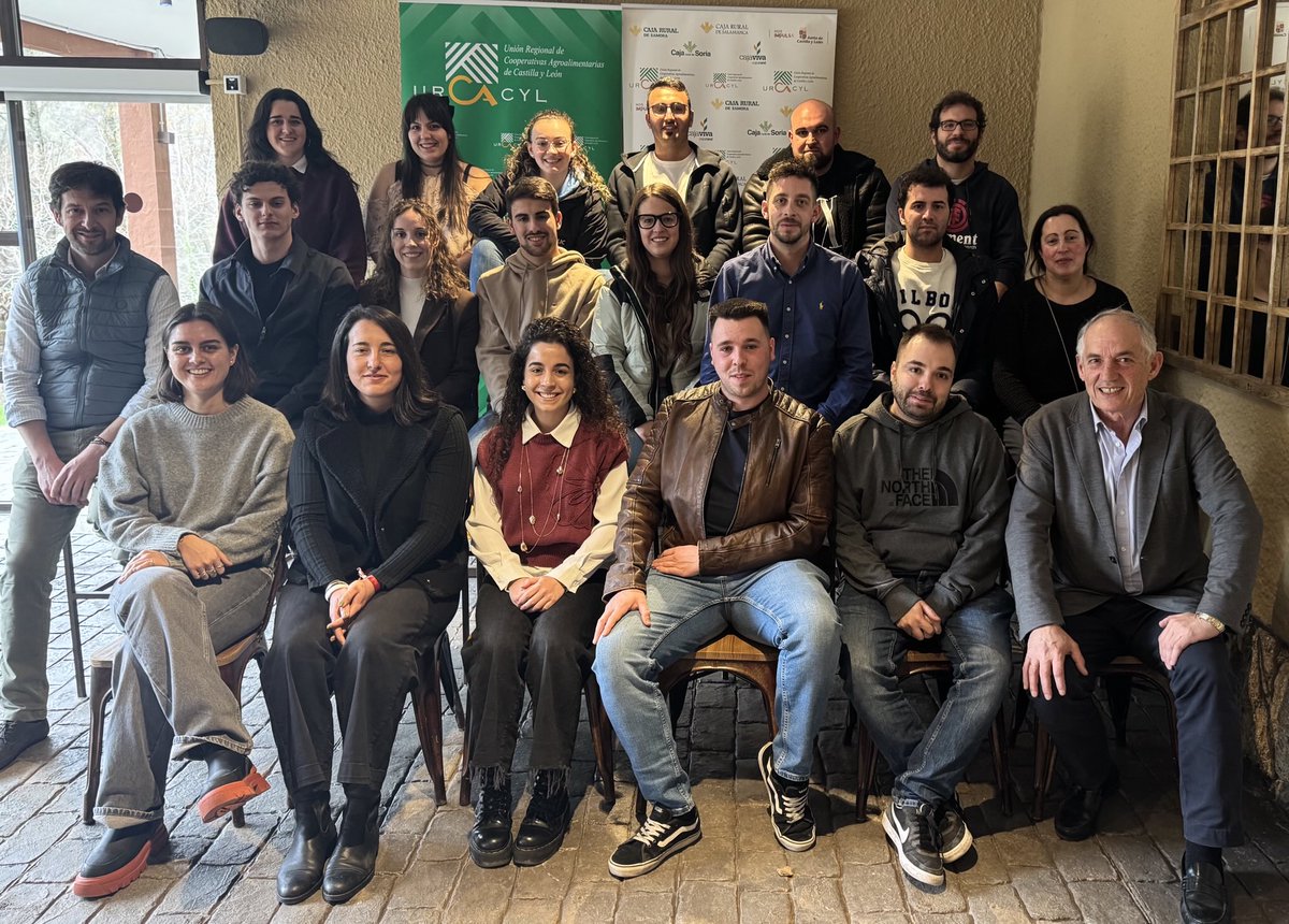 Finalizan las Jornadas de #Urcacyl en las que durante tres días 17 jóvenes agricultores y ganaderos cooperativistas han compartido experiencias, han adquirido nuevos conocimientos y han disfrutado con la compañía de otros compañeros del mismo sector. Gran satisfacción de Urcacyl!