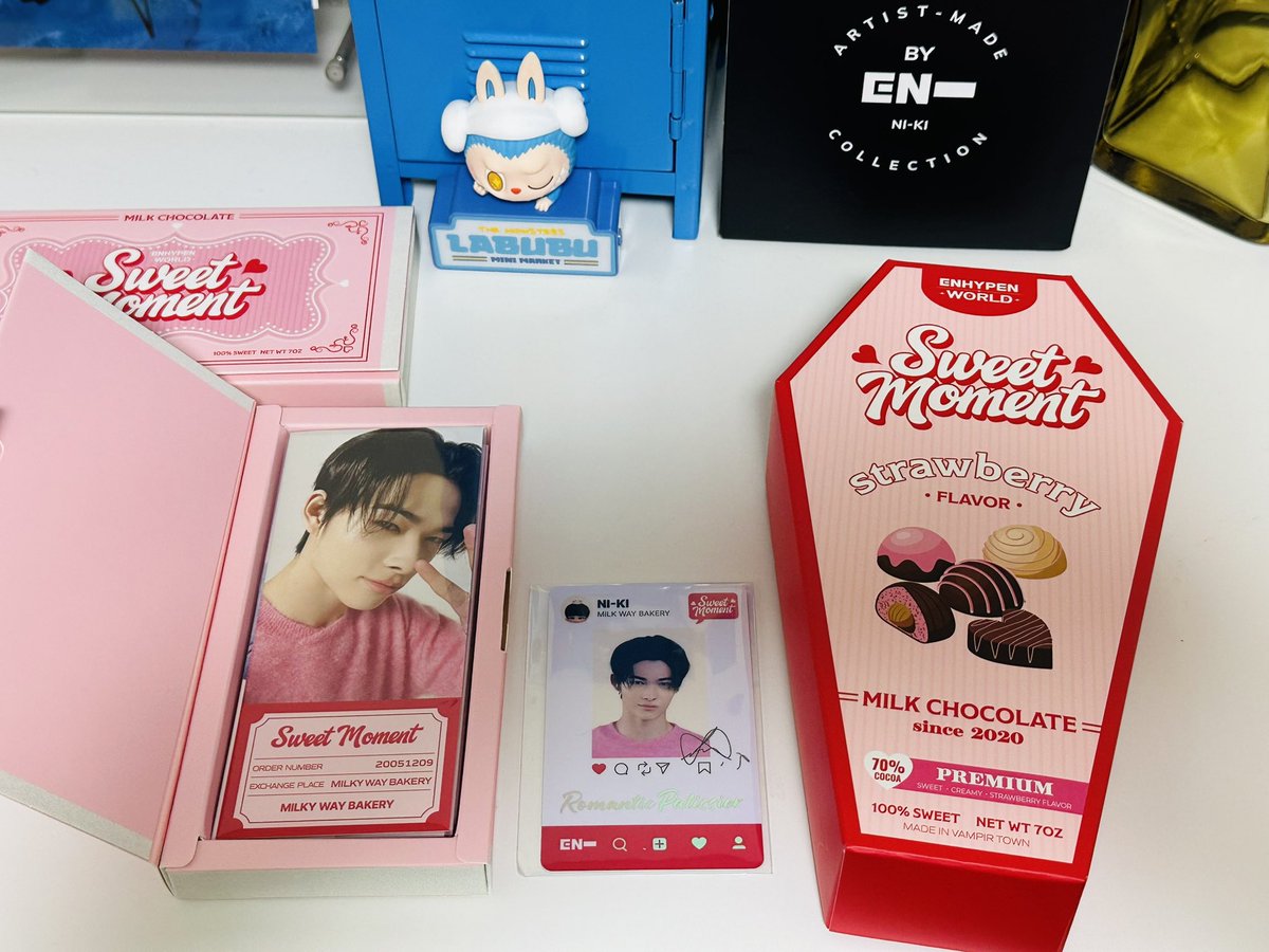 帰宅したらエナワのSweet Momentが届いていました🍫💞 ⚰️のSPカード