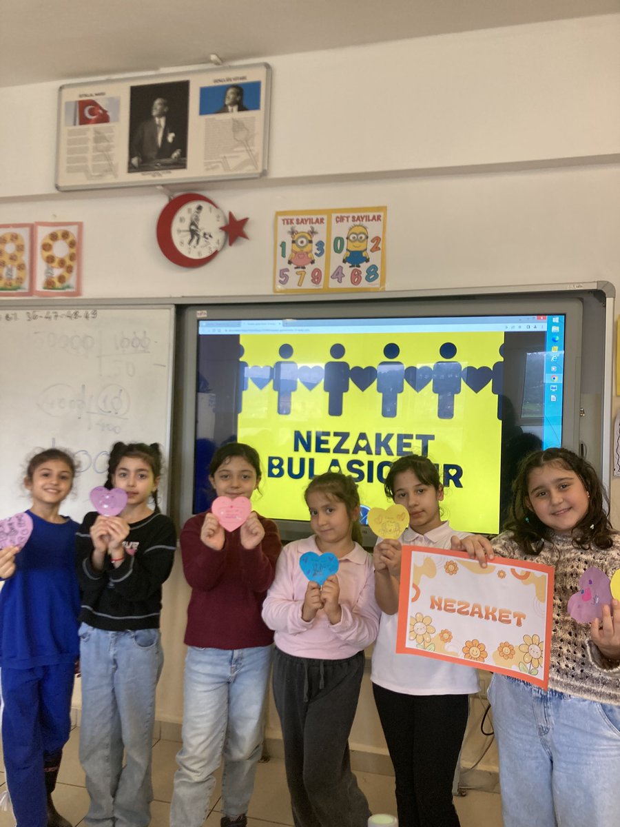 Her okulda, her sınıfta, her etkileşimde nezaketi görünür kılmak için birlikte çalışıyoruz. 

#istanbuldanezaket

<a href="/tcmeb/">Millî Eğitim Bakanlığı</a><a href="/Yusuf__Tekin/">Yusuf Tekin</a>
<a href="/MucahitYentur/">Murat Mücahit Yentür</a>
<a href="/istanbulilmem/">İstanbul İl Millî Eğitim Müdürlüğü</a>