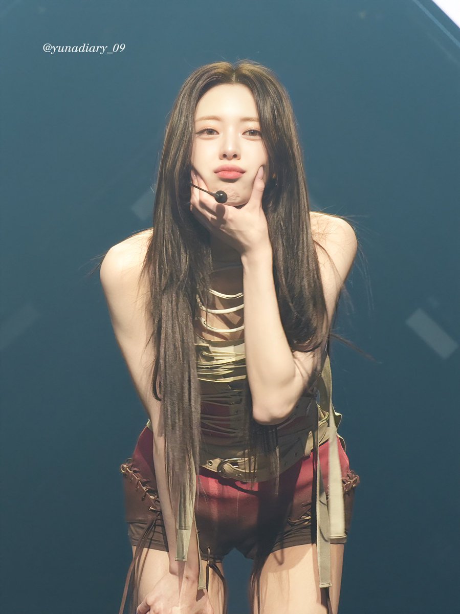 260213 TNVS 콘서트🐰🩷

귀여웡!!!😳🫠

#Yuna #ITZY #유나 #있지