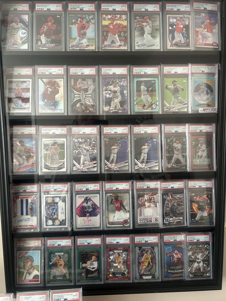 Mikedeli3's tweet photo. @CardPurchaser Yes.  Always looking to add to it… https://t.co/dNYeqXMSTW