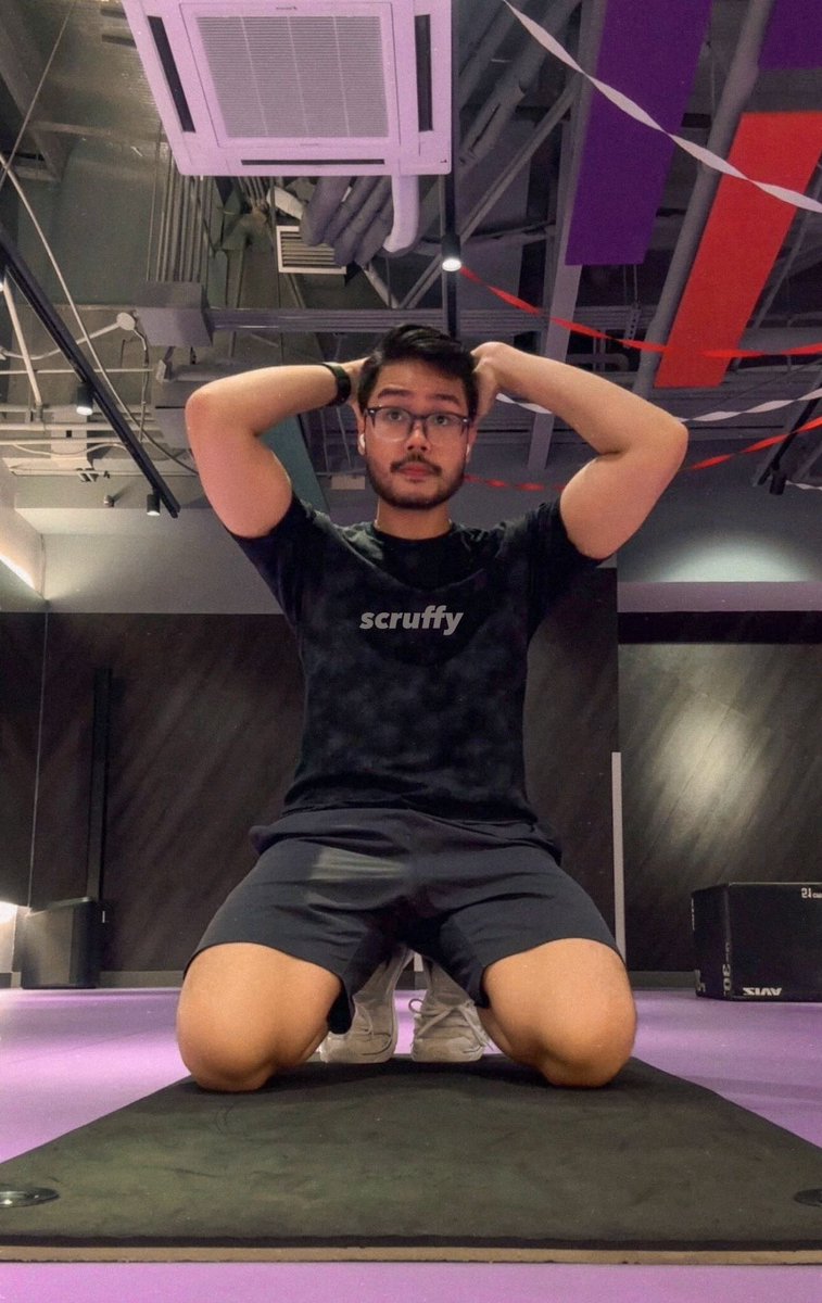 StrangeMeow_'s tweet photo. 🧔🏻‍♂️ https://t.co/K3inPvBbFy