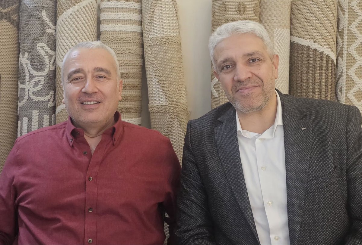 Adamlar burda...
<a href="/cangoz1453/">T.C. Cangöz</a>