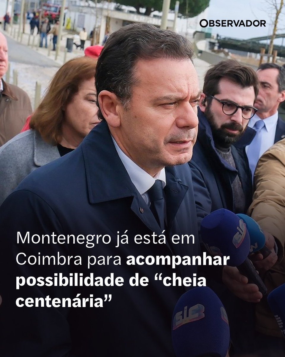 observadorpt's tweet image. Luís Montenegro e a ministra Maria da Graça Carvalho estão em Coimbra, onde o Governo acompanha a situação das cheias na Agência Portuguesa do Ambiente.

Saiba mais no link nos comentários

(📸 Lusa)

#MauTempo #Governo #Coimbra