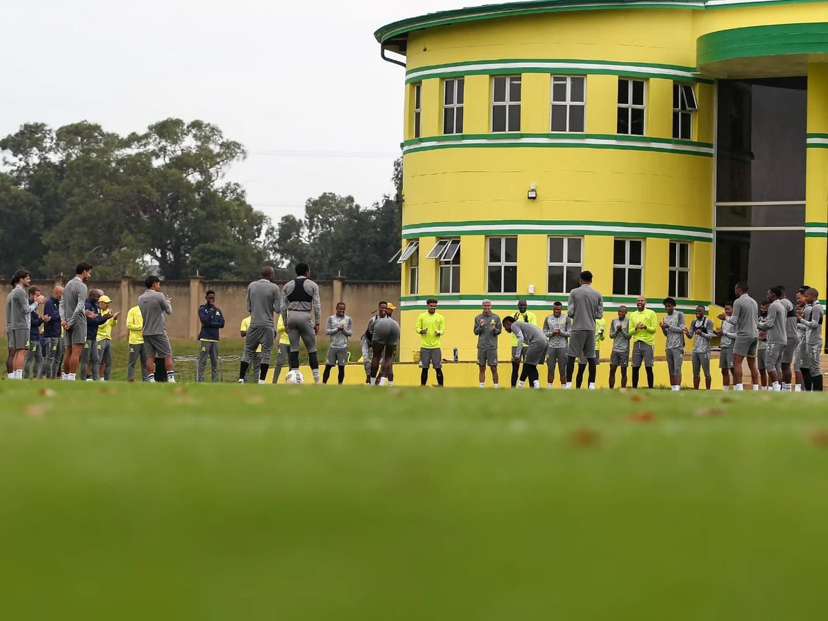 Lorenz Köhler tweet media