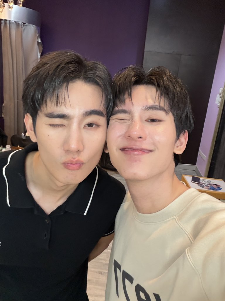 ขอบคุณการเดินทางตลอด 7 เดือนที่ผ่านมานะครับ รักมากๆเลยนะครับ ขอบคุณที่มาร่วมส่ง แทนคุณกับต้นธารด้วยกันนะครับ พักผ่อนคับบบบ 
🥰🥰🥰🥰 <a href="/fforcejs/">ฟอสสึมิอาจแทนคุณได้</a> #MelodyOfSecretsFinalEP