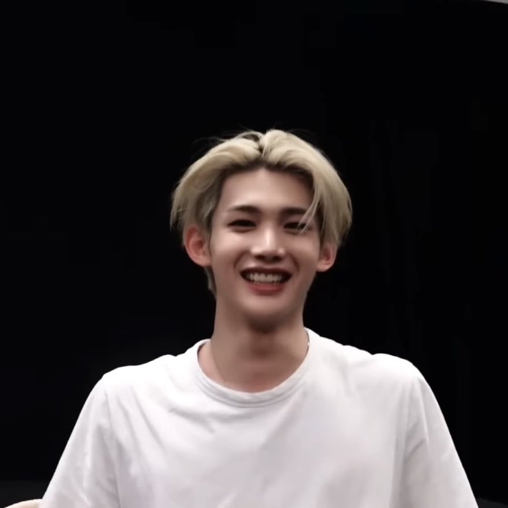 jyuugoyangel's tweet image. whatever makes him happy