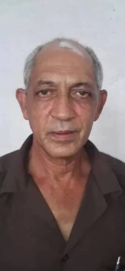 #ATENCIÓN , PUEBLO DE CUBA Y SAN ANTONIO DE LOS BAÑOS 🚨

Este es José Ramón Cardoso 
Capitán, nacido el 12/02/1962 (64 años), vecino de Ave 51 #5404E entre 54 y 58, San Antonio de los Baños, Artemisa, Cuba. Teléfono: 52058756.
Él es quien públicamente pide "Villa Cabilla"