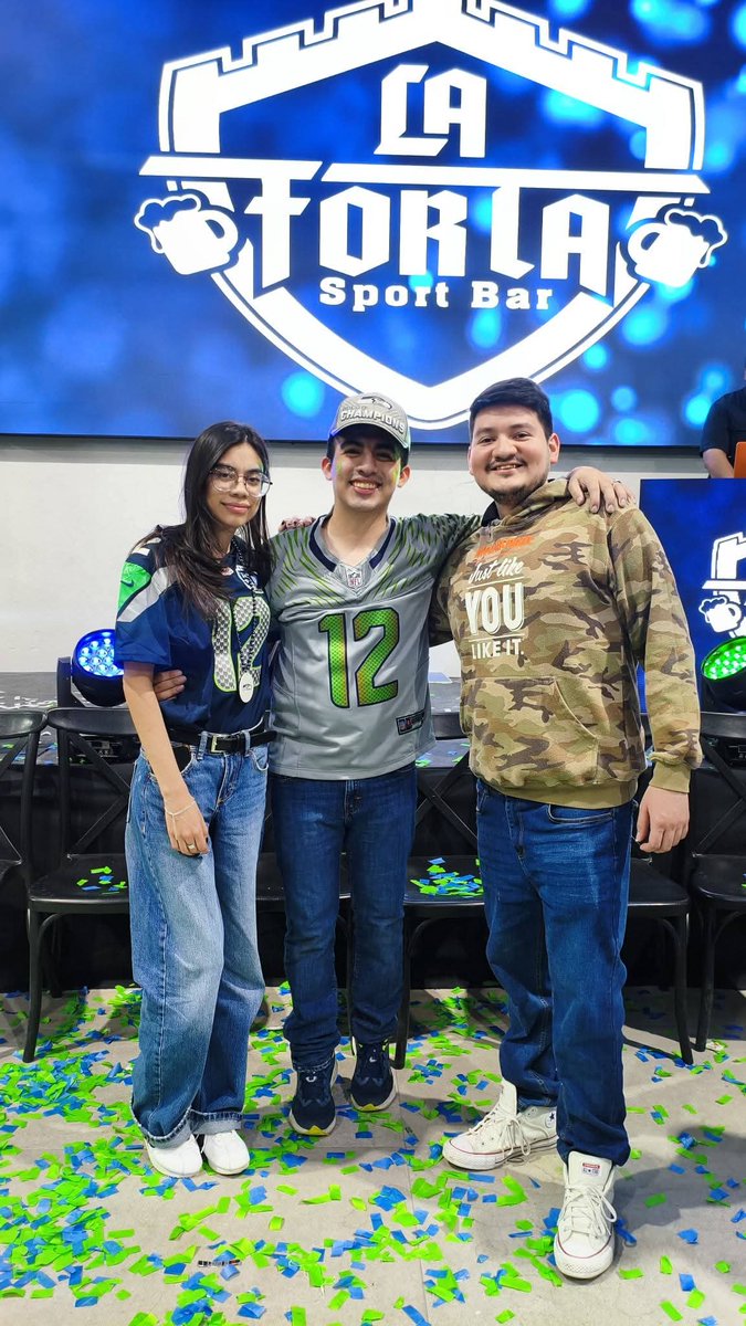 Seahawksmty12's tweet photo. We are the Champions....Go Hawks !!!
#GoHawks #Sehawks #SeahawksNation #Champs #LatinAmericaSeahawkersMty
#SeattleSeahawks #weare12s #12thMan #SeahawksFamily #FGN #LaForta https://t.co/M50R6rS6P6
