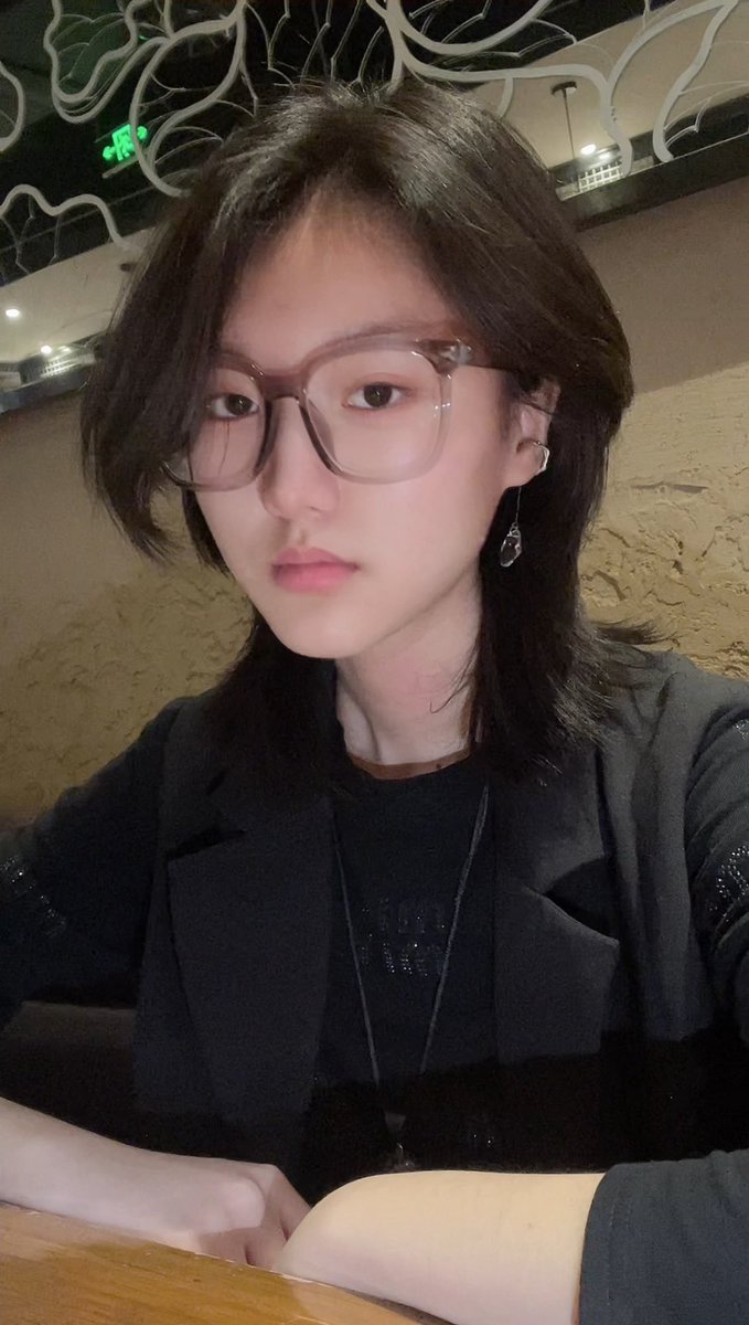 Fre_Yukihana's tweet photo. Happy Valentine's Day, my love. https://t.co/jJz3RfnIJ8