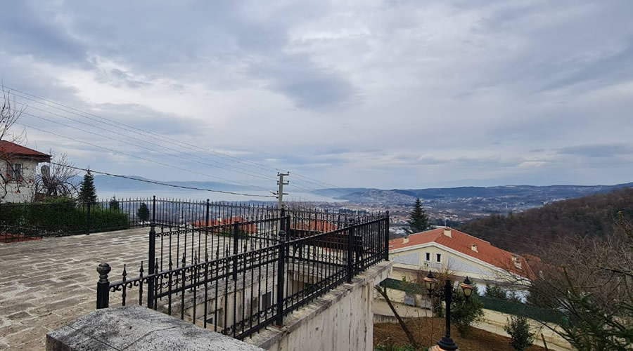 Mahmudiye’den Sapanca’ya Bakınca: Allah Hevesimizi Tazelesin

sapanca.info/allah-hevesimi… 

#Sapanca #SapancaGölü #SapancaINFO #Mahmudiye #Camii #HasanFehmiPaşa