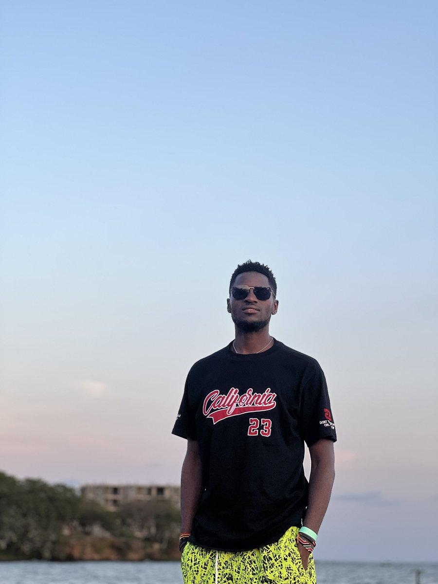 Broad photography 📸 tweet media