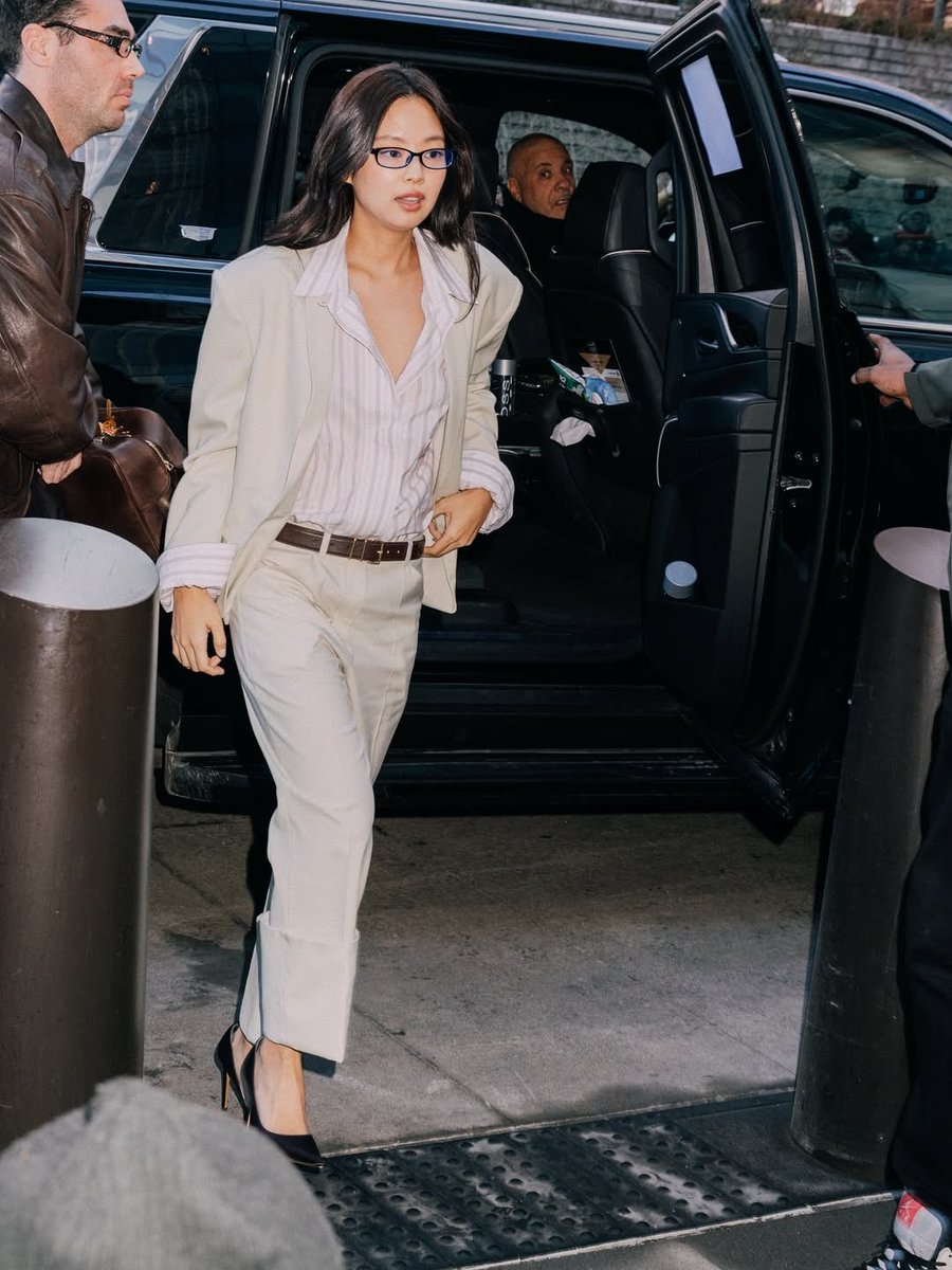 tjruby_'s tweet image. เจนนี่ที่โชว์ Calvin Klein Fall 2026

JENNIE AT CALVIN KLEIN 
#JennieWearsCalvin 
#NYFW2026 #NYFW