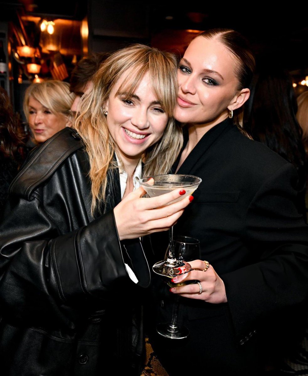 Kelsea Ballerini tweet media