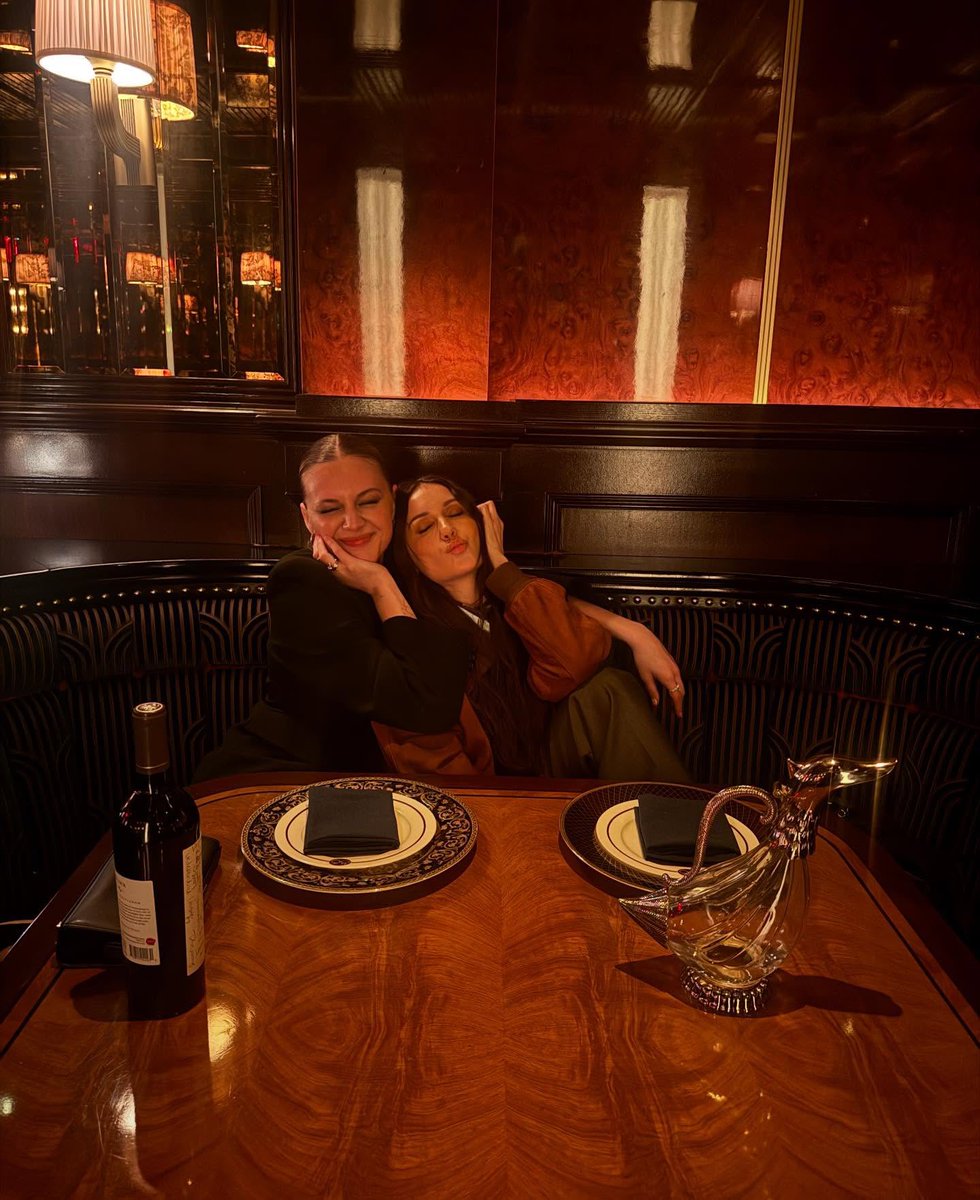 Kelsea Ballerini tweet media