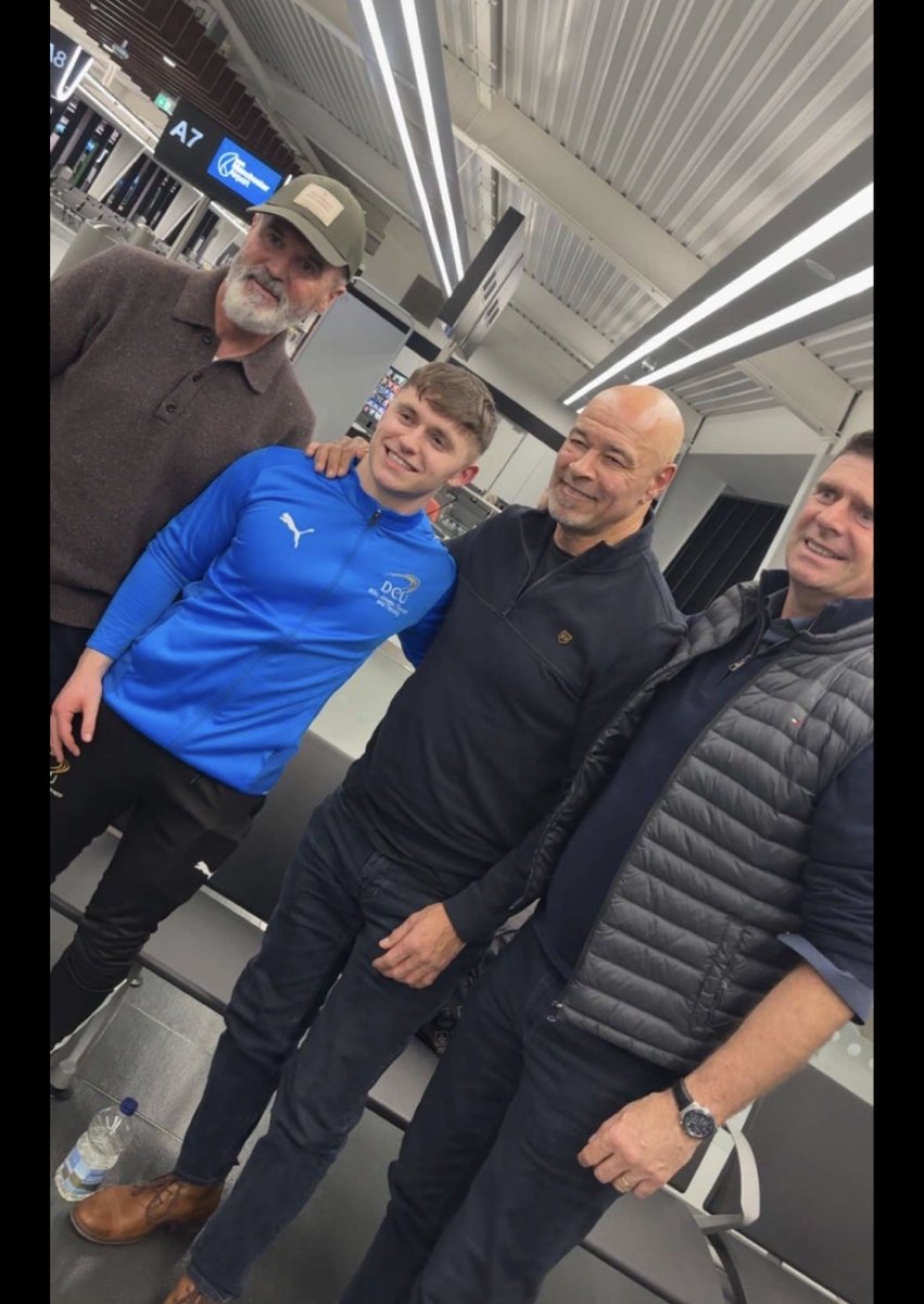 Bumped in to these 2 scallys in Manchester airport last night ☘️ 

Glad I left my wallet at home 😎

#itsyourjob #themightyquinn