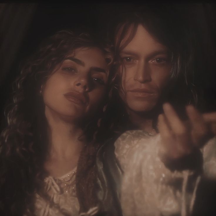 shiropoetrysoul's tweet photo. instead of y’all going to watch that shitty ass version of Wuthering Heights, go see Dracula: A Love Tale. THAT is actually a good romance movie. Trust me. https://t.co/DpLddQpqsA