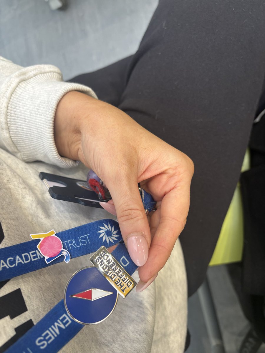 Mrs Harrison tweet media