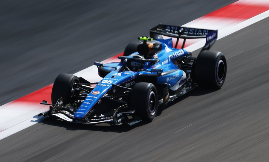 ‼️Sainz avisa: "Está claro que la diferencia entre los equipos no es tan estrecha como el año pasado"

🗣️"Aún es pronto para analizar el rendimiento en detalle y compararnos"

#F1 #F1Testing