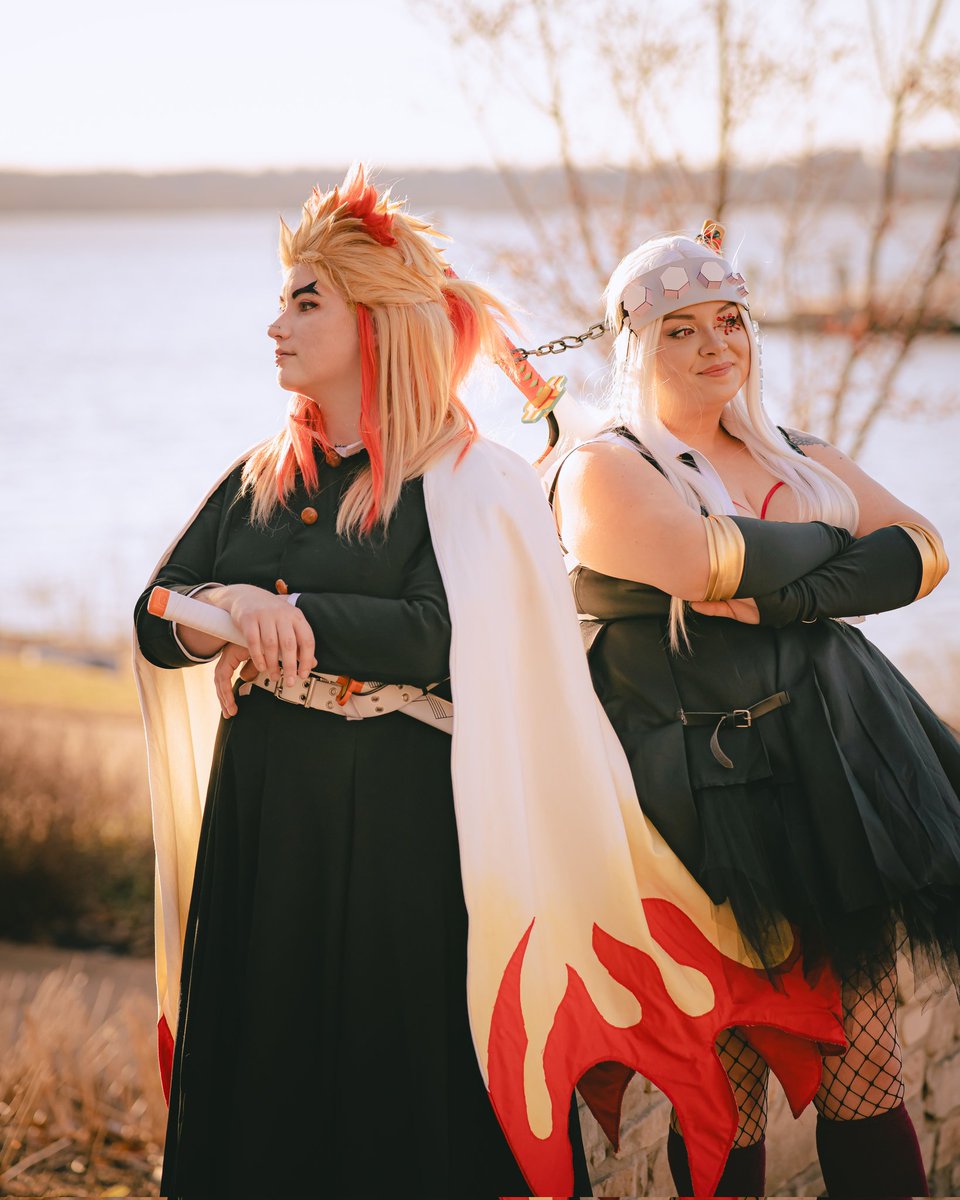 cutecumber_cos's tweet photo. Another day, another ship post, with another one of my close friends that tolerates my antics 😅 Tengen: @lifesjessmagical on Insta 📸: @squirtlesquadphotography on Insta #DemonSlayerKimetsuNoYaiba #demonslayer #uzuren #rengoku #tengen #cosplay https://t.co/2xKJz0OiDr