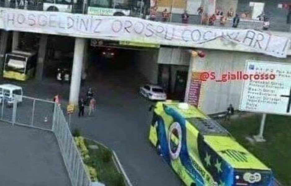 <a href="/Fenerbahce/">Fenerbahçe SK</a>
