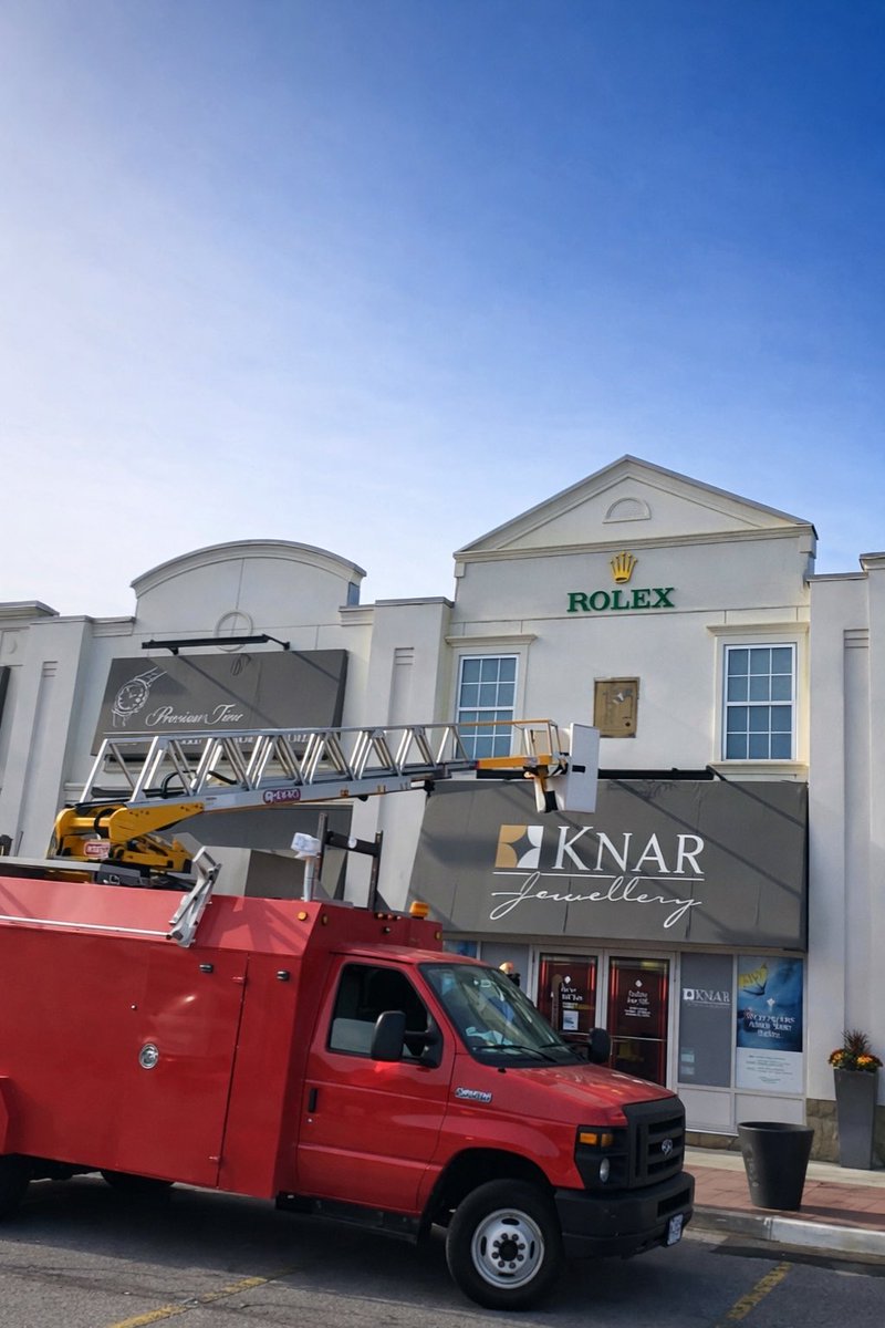 LED_SolutionsCA's tweet photo. Shopping for the perfect Valentineโs gift? ๐ Stop by Knar Jewellery in Oakville. Weโre proud to have installed signage that reflects the timeless luxury inside. When you represent Rolex, every detail matters, inside and out. #LEDSolutions https://t.co/vu2sN6eGaX