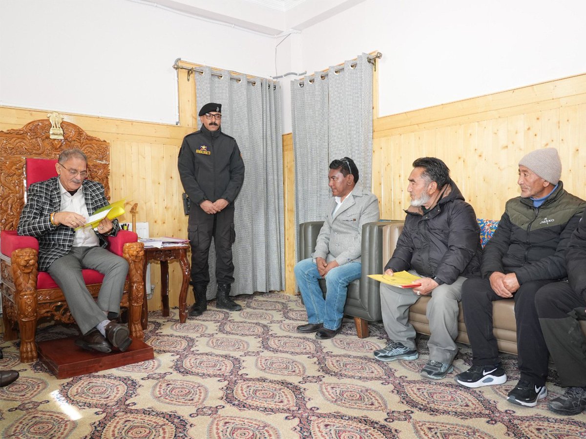 ani_digital's tweet photo. High Powered Committee for Ladakh's meeting with KDA, ABL "cordial and constructive": Sources

Read @ANI Story | https://t.co/0kcctTSmgm
#KDA #ABL #HighPoweredCommittee https://t.co/bq8dPE9Z4s