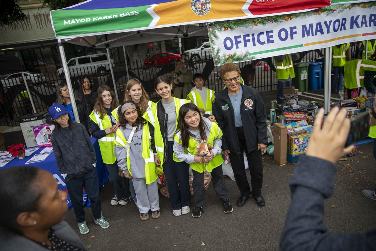 LA Regional Food Bank tweet media