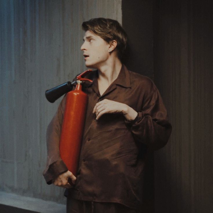 Птица и любой Сережа в любой рандомный момент.