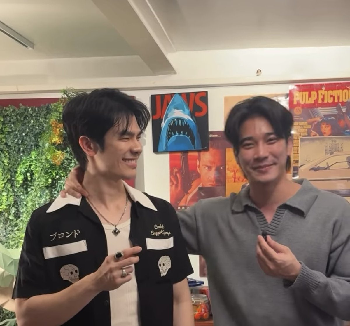 ฉันว่าฉันเข้าใจพี่มายมาก ยูโรน่ารักน่าเอ็นดูขนาดนั้นใครจะไม่เอ็นดูอ่ะ คือคตจะน่ารัก(อีกแล้ว) แล้วใดๆดูพี่มายยิ้มดิ ยิ้มแบบคตจะหวานคตจะละลาย🥹😭🥹😭