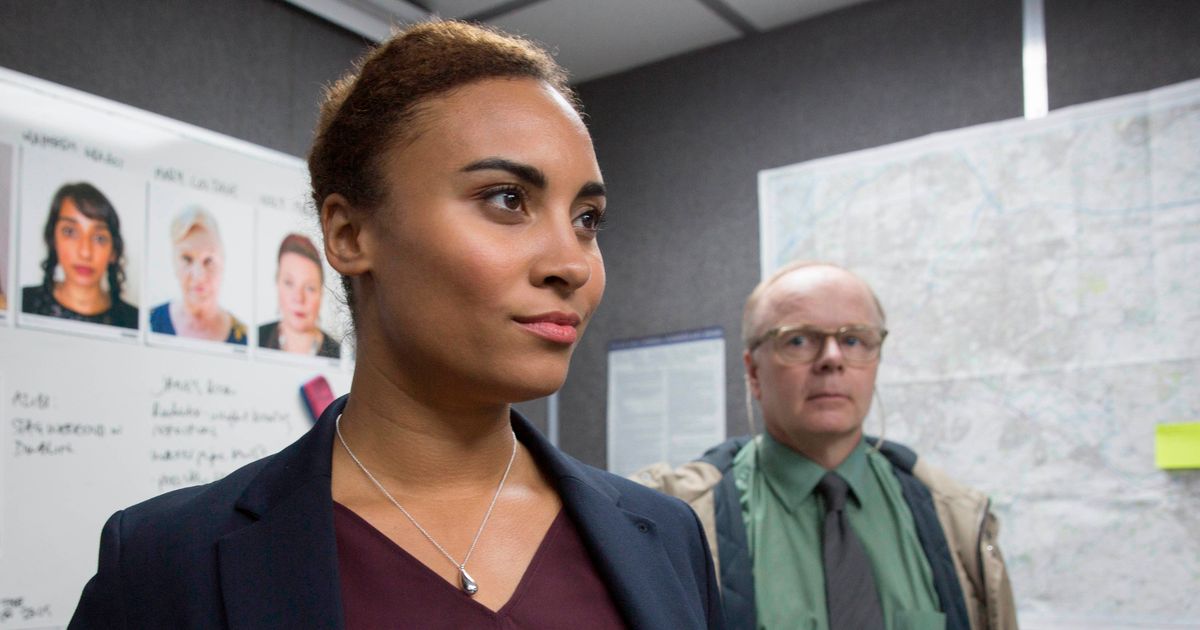 WriterWil's tweet photo. Happy birthday Tala Gouveia

#TalaGouveia #actor #McDonaldAndDodds #BeforeWeGrowOld #ColdFeet #EastEnders #DeathInParadise #GLoc #TopGirls #ScreamStreet #ClickAndCollect #ForLoveOrMoney #GoJetters #AMidsummerNightsDream #Arrivals #ToExtremes #Desire #Fit #Deadbeats #Lovesick https://t.co/Km0U6cvcZ3