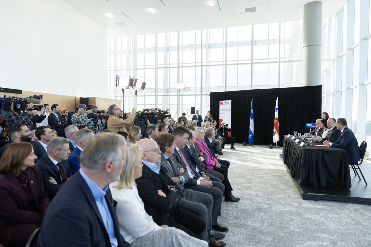 François Legault tweet media