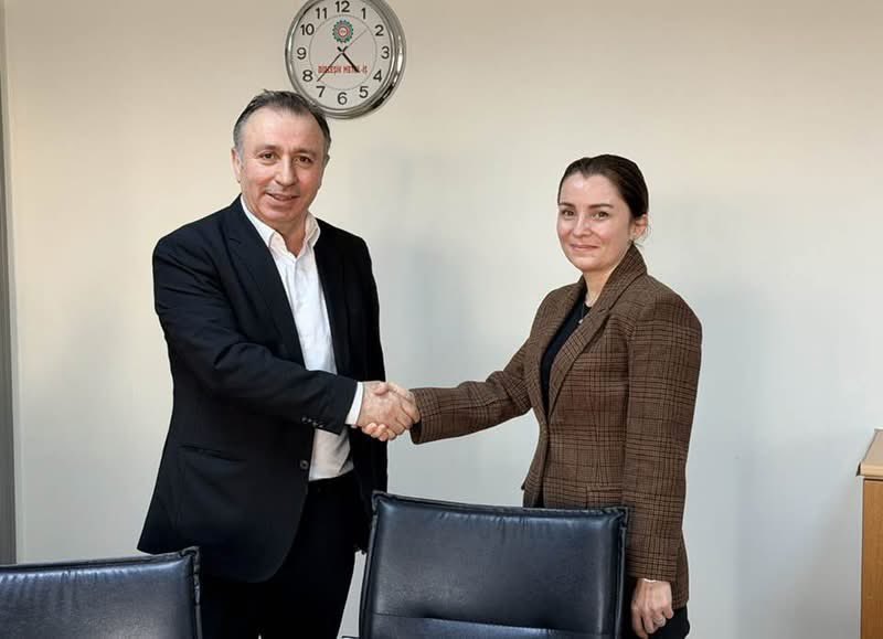 NecmettinAydin1's tweet photo. 2023 yılında örgütlenme çalışmasını  tamamladığımız, uzun süren mahkeme süreçlerinin ardından kesinleşen yetkimizi aldığımız Mes Makina işyerimizde; aylar süren zorlu müzakereler sonucunda, temsilcilerimizin ve üyelerimizin memnuniyetiyle  toplu sözleşmemimizi imzaladık. https://t.co/30zCo5OOa4