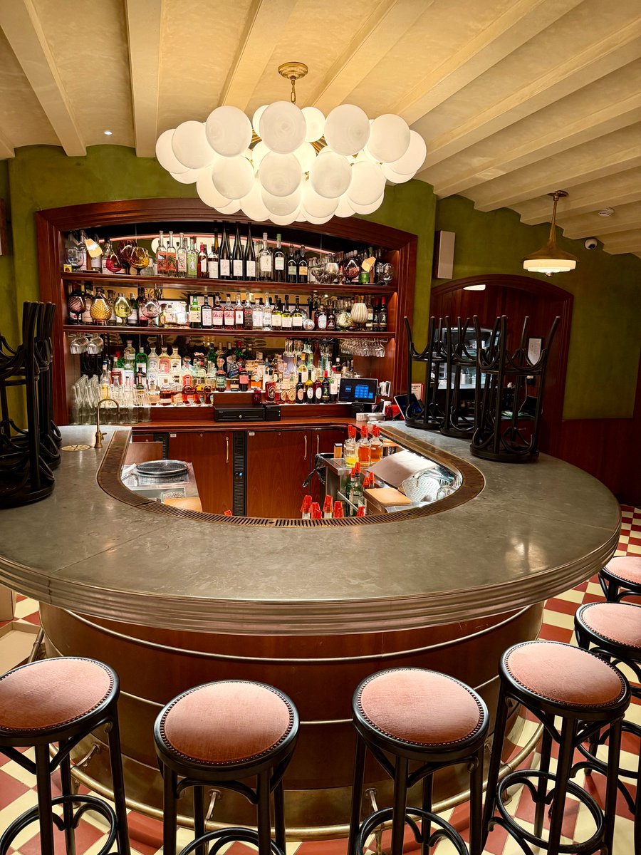 If you haven't been to Wild Cherry NYC yet... it's time.

The newest concept from the team behind Frenchette, Le Rock and Le Veau d'Or, and it's already having its moment.

We loved supporting the kitchen, bar, and tabletop details to help bring this space to life.