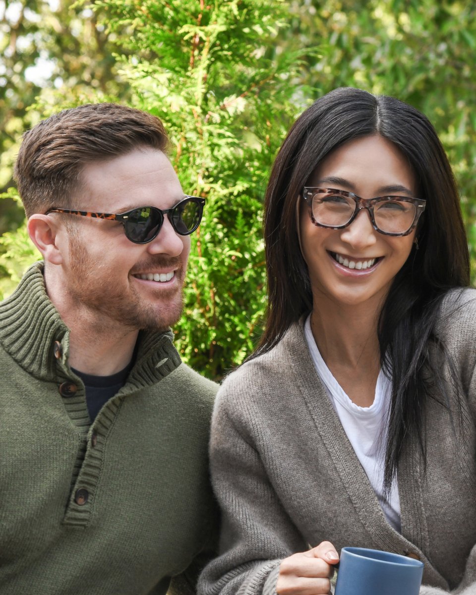 Readers.com® tweet media