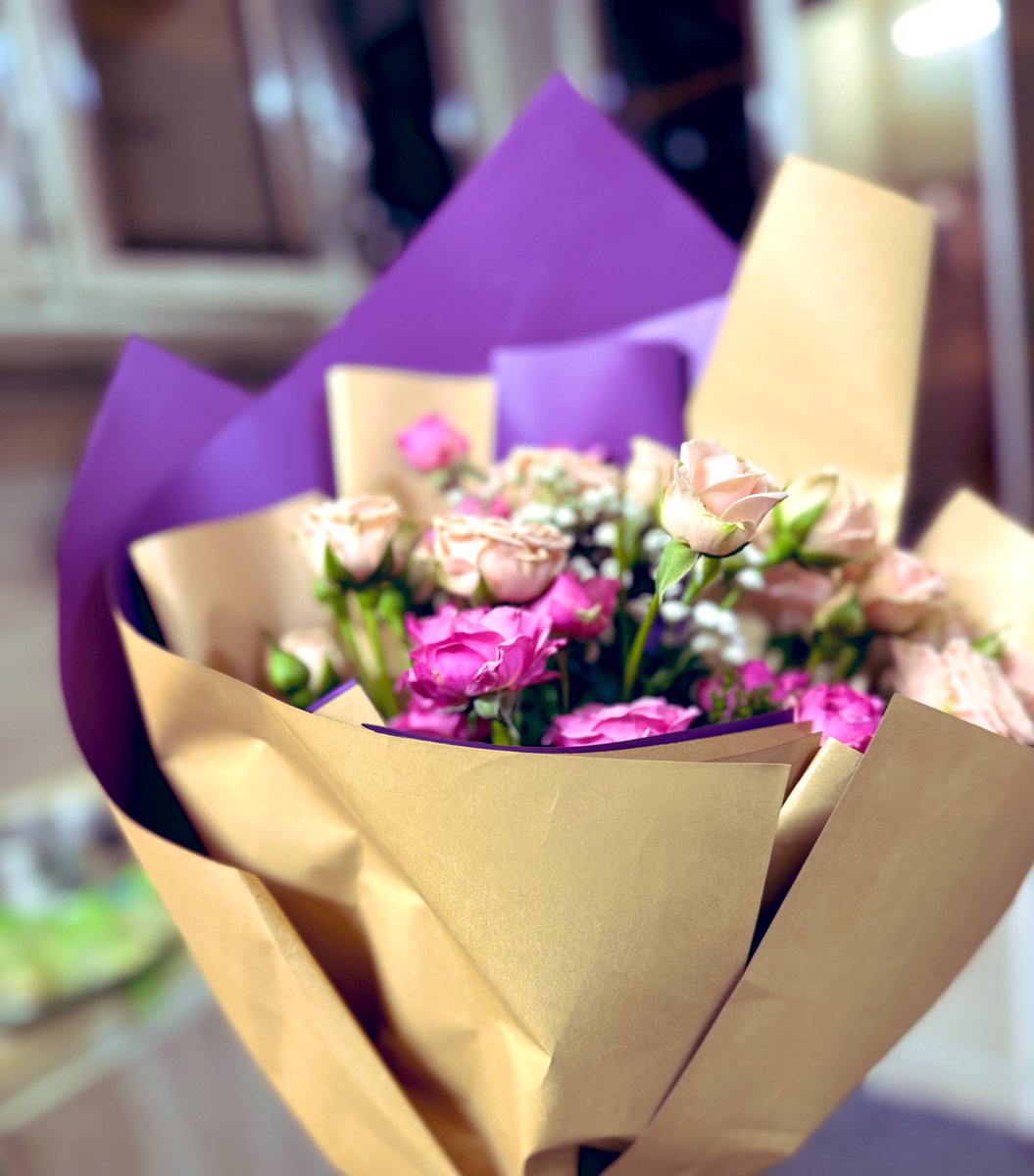 ورد من أغلى وردة بحياتي ❤️😘🫂 <a href="/peace__sm/">peace</a>