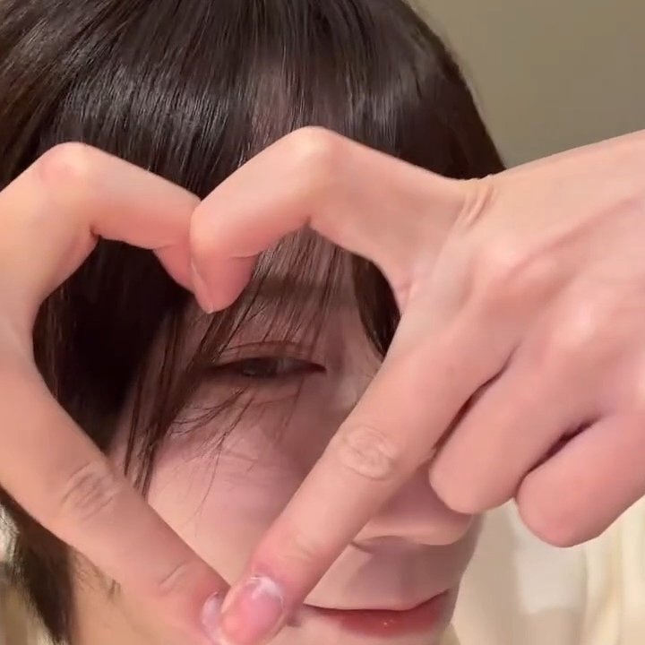 이로 tweet media