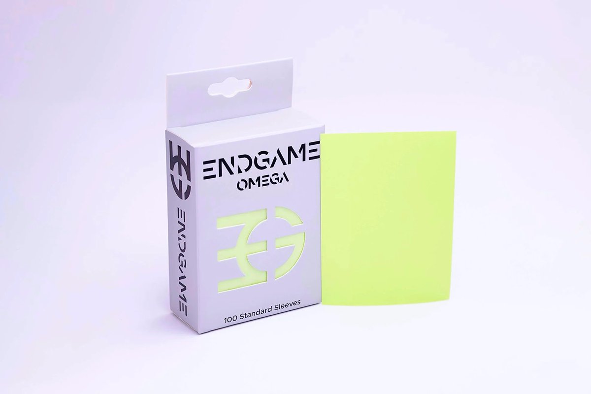 iStarrk11's tweet photo. Anyone have a few packs of these they are willing to part with? https://t.co/Q6VkIjPrVw
