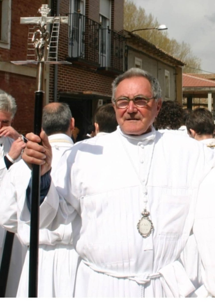 La Misa Funeral por el eterno descanso del alma de nuestro hermano Don José María Cid Rodríguez, será mañana sábado, día 14 de Febrero a las 17:00 horas, en la Capilla de los Pasos Grandes.
Recordamos la obligatoria asistencia para los hermanos con farol y medalla de la Hermandad