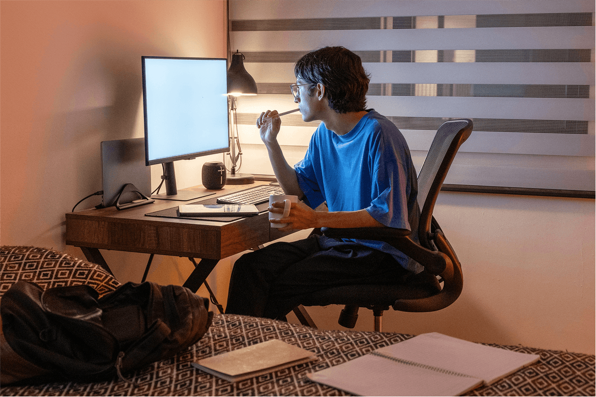 saving4college's tweet image. 🏠💰 Struggling with rent and tuition? Student loans can help—learn about COA and use loans wisely! 📚🎓 #StudentLoans #RentTips #CollegeBudget ow.ly/f8MT50YbQlM