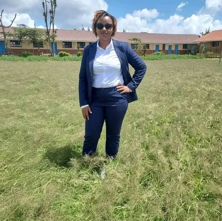 National Pandemic, 
Huyu msichana alipotea on Tuesday date 10 feb at Ruiru Town after ameacha simu kwa salon iki charge.
Her name is Caroline Wanjiku Muthoni 28 years and she's vying for Mp seat at Githunguri Constituency.
She was last seen wearing a grey sweat pant , Green Top